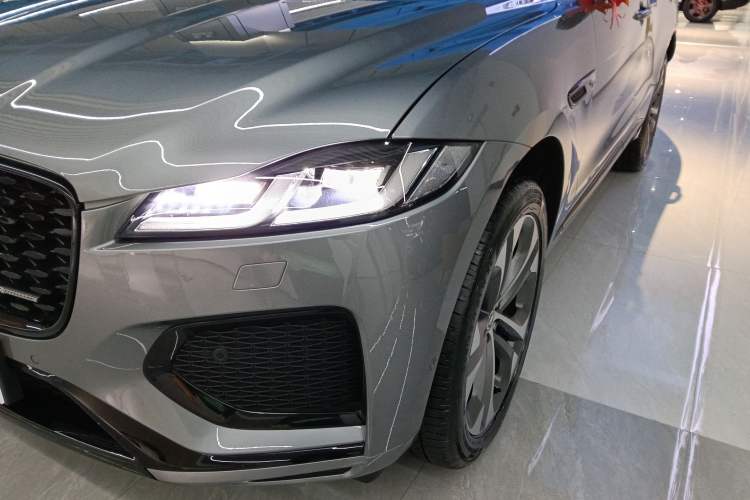 Used Jaguar F-PACE 2024 P250 R-Dynamic HSE