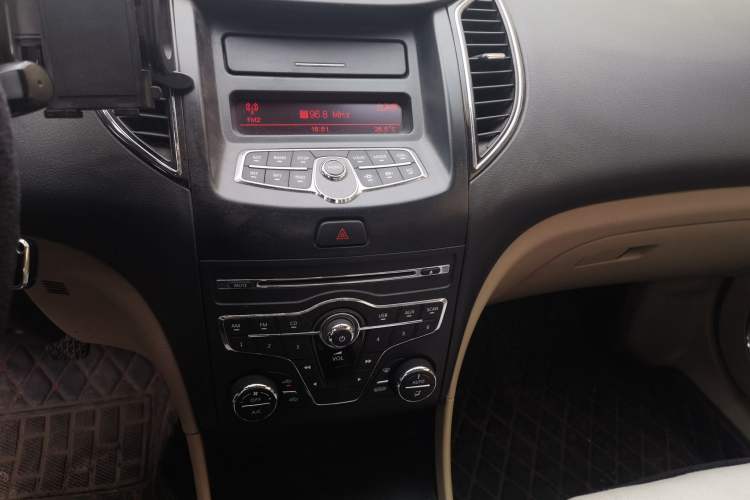 Used Bestune B50 2013 1.6L manual luxury version