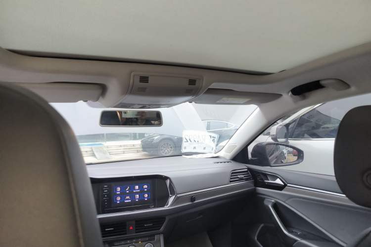 Used Volkswagen Sagitar 2022 200TSI DSG Flyover Edition
