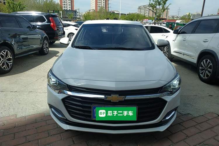 Used Chevrolet Monza 2019 320T Manual Xinxin Edition China VI Front