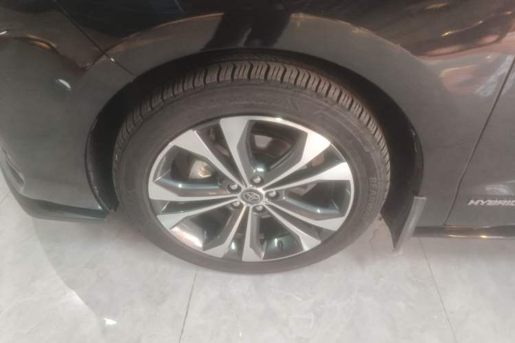 Used Toyota Granvia 2022 2.5L Hybrid Flagship Edition