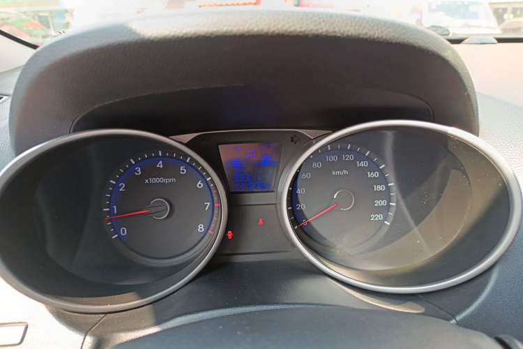 Used Hyundai ix35 2012 2.0L Automatic Two-Wheel Drive Elite Edition GLS
