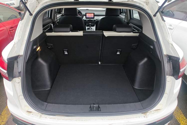 Used Geely Auto Coolray 2020 PRO 240T DCT Hunter
