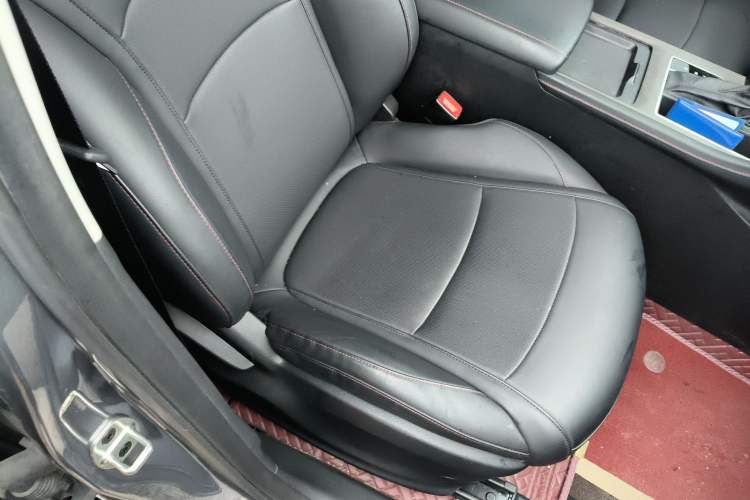 Used Roewe i5 2023 1.5L CVT Luxury Edition
