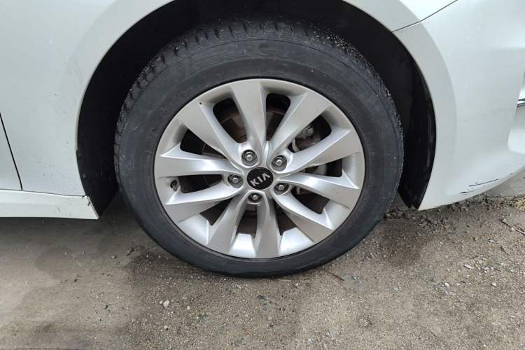 Used Kia K5 2016 2.0L Automatic GLS