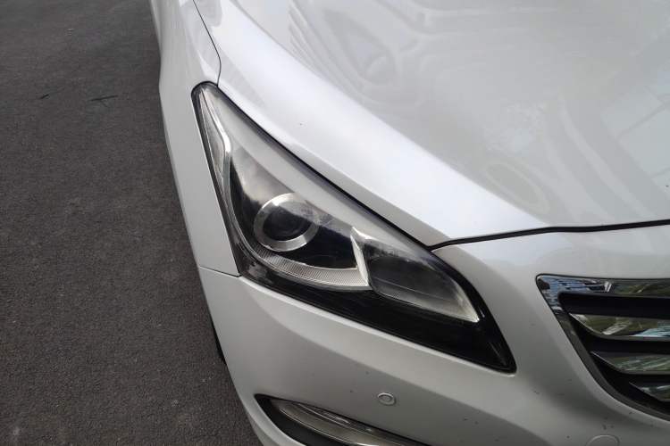 Used Hyundai Mistra 2016 1.8L Automatic Smart GLS Right Front Headlight