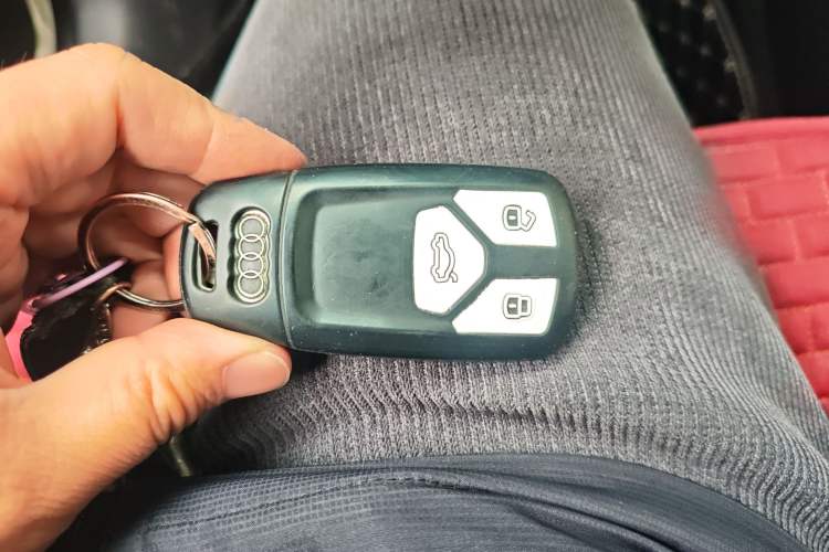 Used Audi A4L 2020 40 TFSI Fashion Dynamic Model Vehicle Key