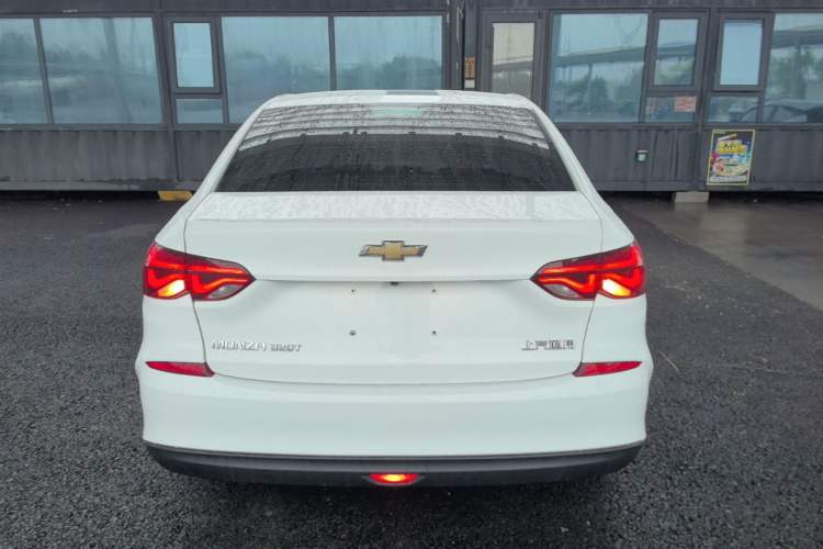 Used Chevrolet Monza 2019 320T Manual Xinxin Edition China VI
