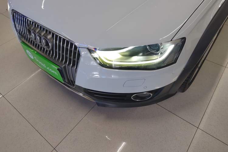 Used Audi A4 2013 40 TFSI allroad quattro Luxury Model