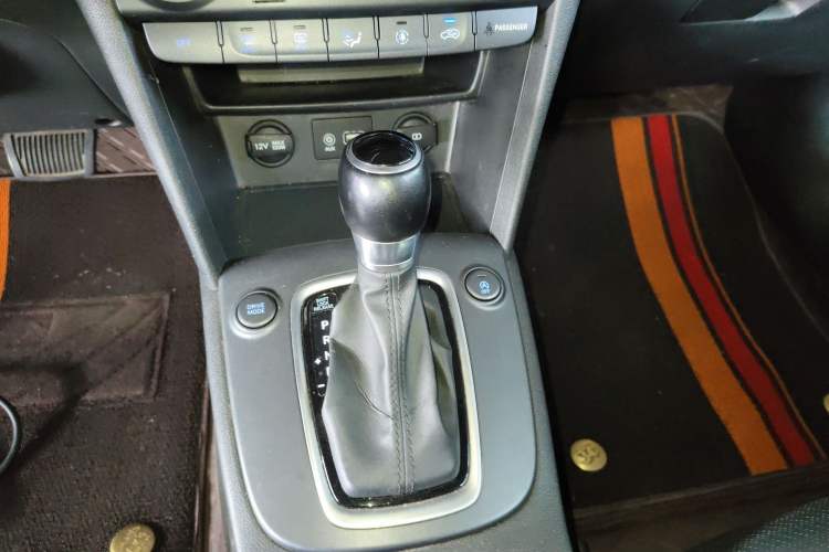 Used Hyundai ENCINO 2018 1.6T Dual-Clutch Zhilian Edition China V Standard
