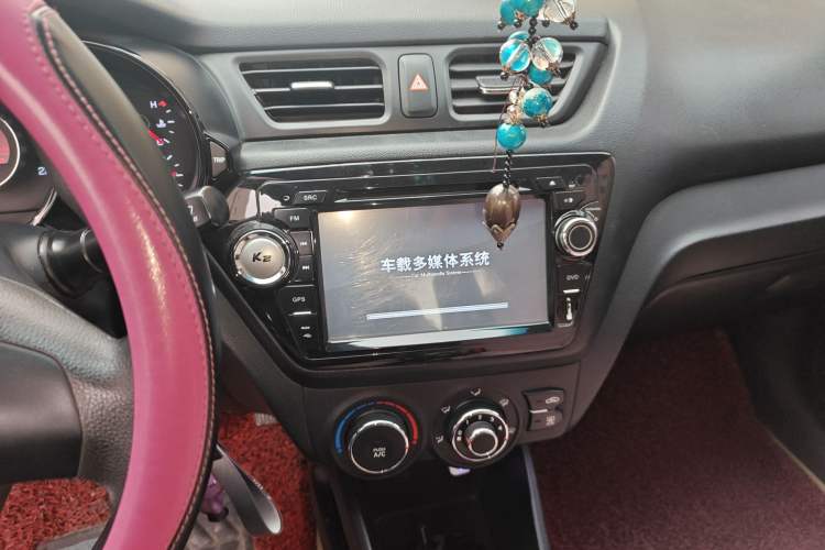 Used Kia K2 2011 Sedan 1.4L MT TOP
