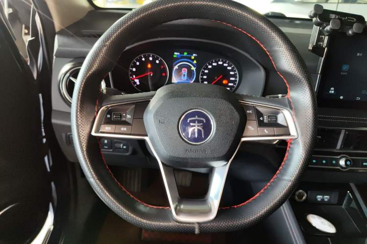 Used BYD Song 2020 Classic Edition 1.5T Automatic Elite Model Steering Wheel