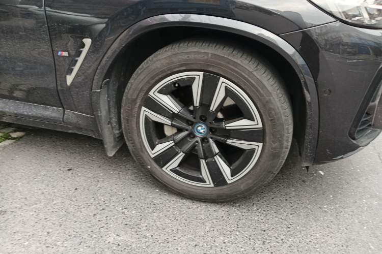 Used BMW iX3 2022 Updated Leading Version
