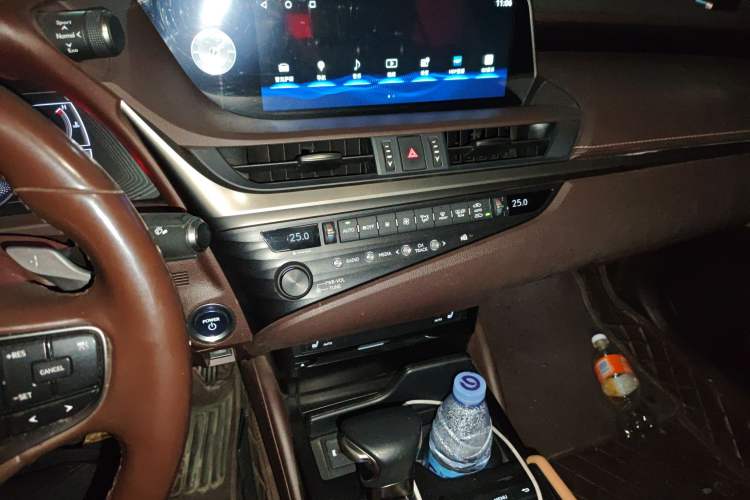 Used Lexus ES 2018 300h Premier Edition China V Standard