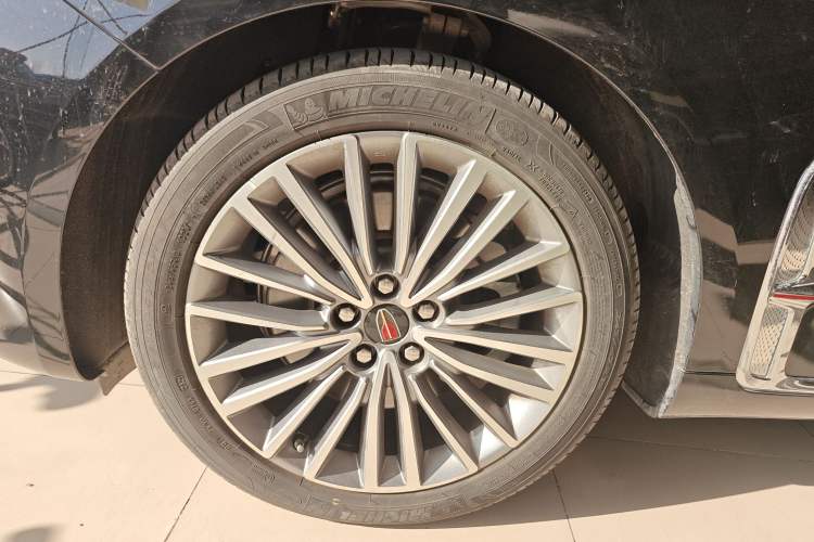 Used Hongqi H9 2020 2.0T Smart Connect Flagship Edition Left Front Wheel Hub