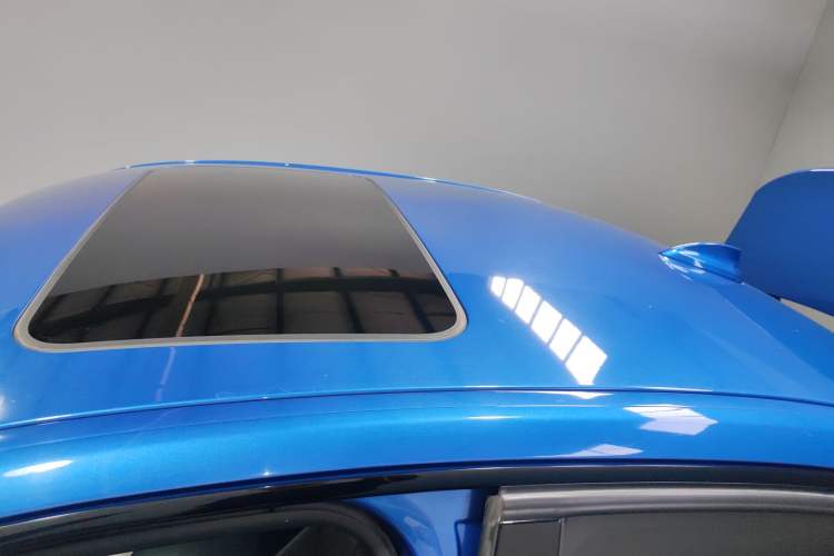 Used BMW 3 Series 2018 320i M Sport Package Roof