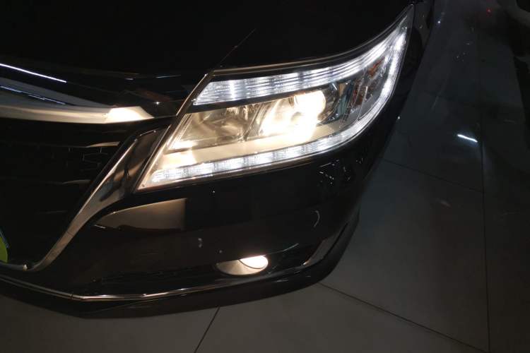Used Honda Crider 2016 1.8L CVT Luxury Edition Left Front Headlight