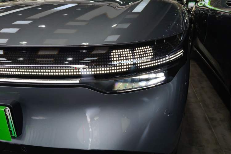 Used Zeekr 7X 2025 100kWh Long-Range All-Wheel Drive Intelligent Driving Version