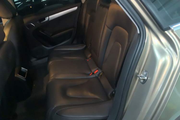 Used Audi A4L 2013 35 TFSI Automatic Standard Model