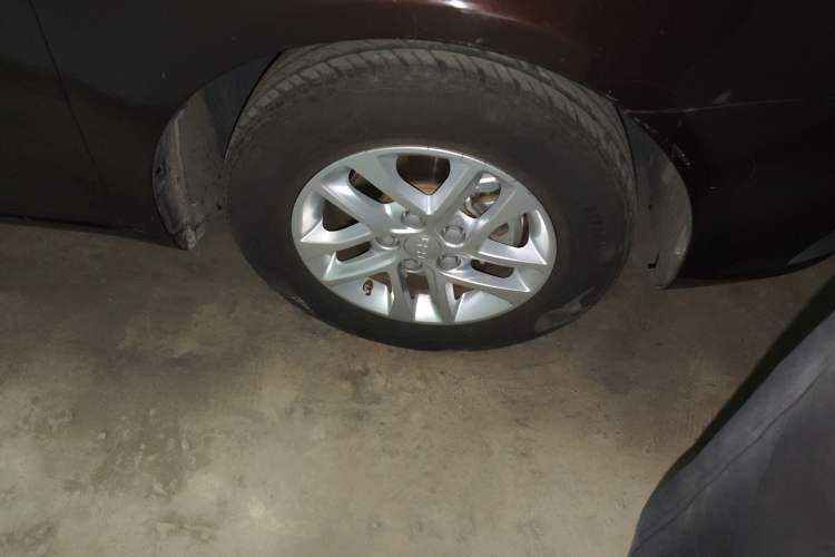 Used Geely Auto Emgrand 2016 Sedan 1.5L Manual Luxury Model