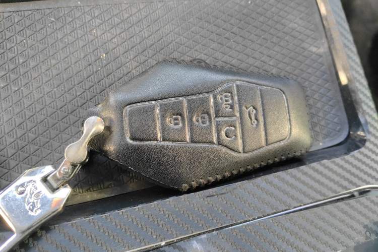 Used Hycan Z03 2022 510 km Range Trendy Cool Version 135 kW 63.98 kWh