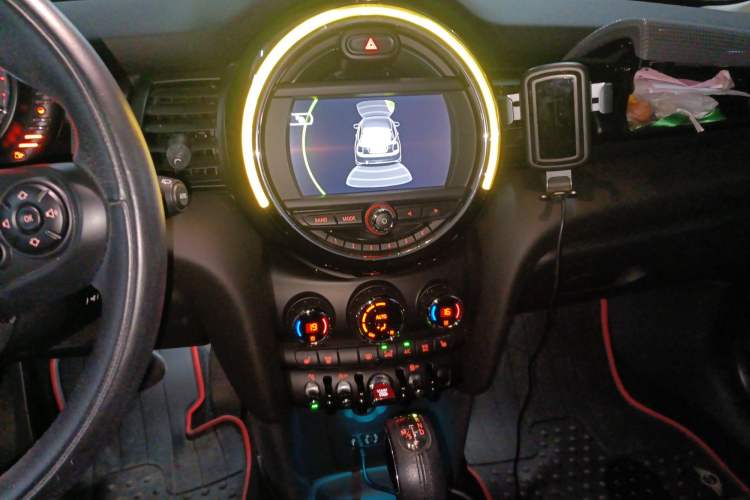 Used MINI 2014 1.5T COOPER Excitement
