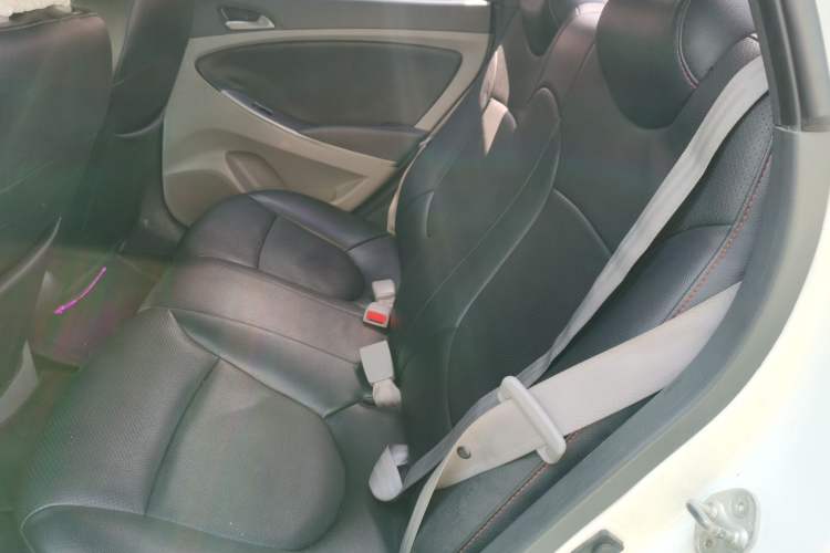 Used Hyundai Verna (older generation) 2016 1.4L Automatic Smart GLS
