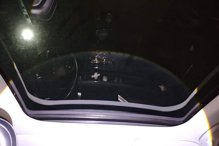 Used Lincoln Corsair 2022 2.0T Two-Wheel Drive Deluxe Edition Headliner