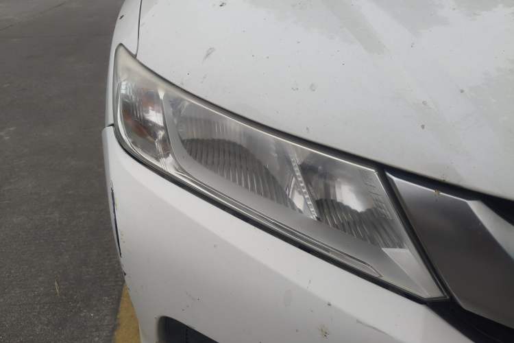 Used Honda City 2015 1.5L manual luxury edition