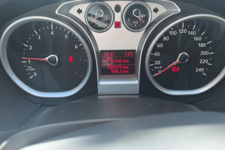 Used Ford Focus 2013 Sedan Classic 1.8L Manual Base Model
