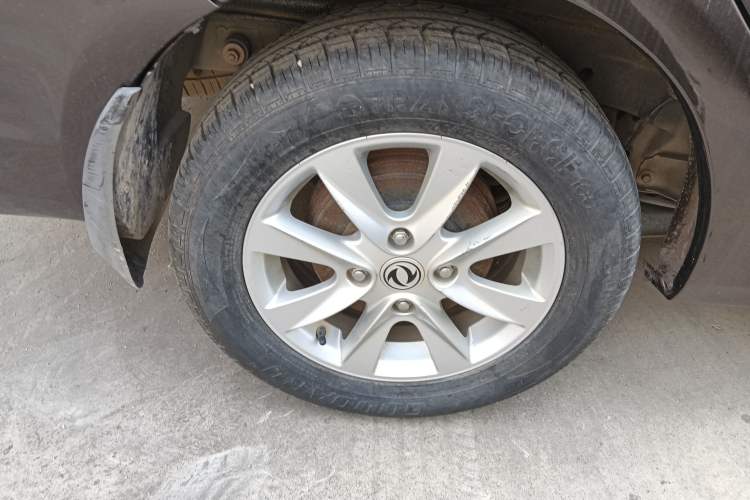 Used Dongfeng Fengon 330 2018 1.5L 330S Comfort Edition DK15 Right Rear Wheel Hub