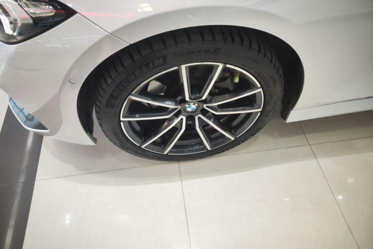 Used BMW 3 Series 2023 325Li M Sport Package