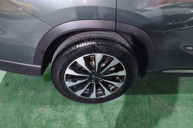 Used Chery Tiggo 8 PLUS 2025 290TGDI DCT Prestige 5-Seater