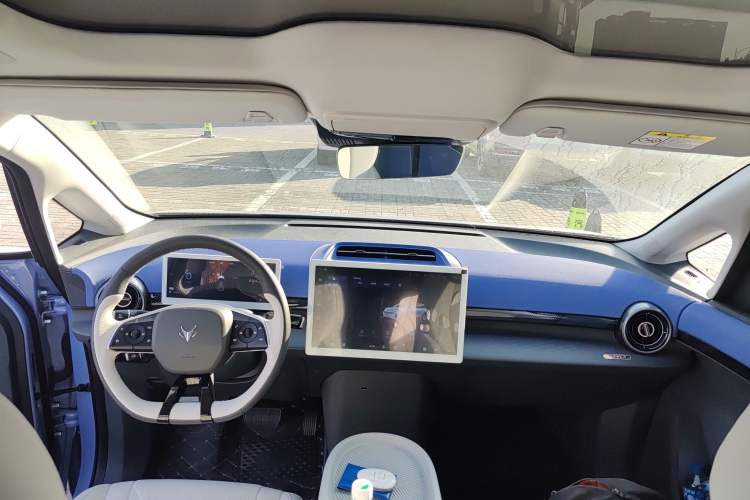 Used ARCFOX Kaola 2023 Family Edition Pro Headliner