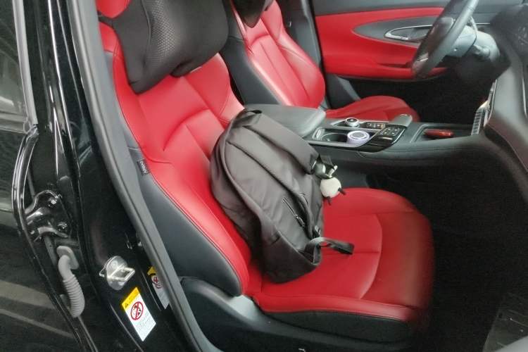 Used CHANGAN UNI-T 2020 1.5T Flagship Version
