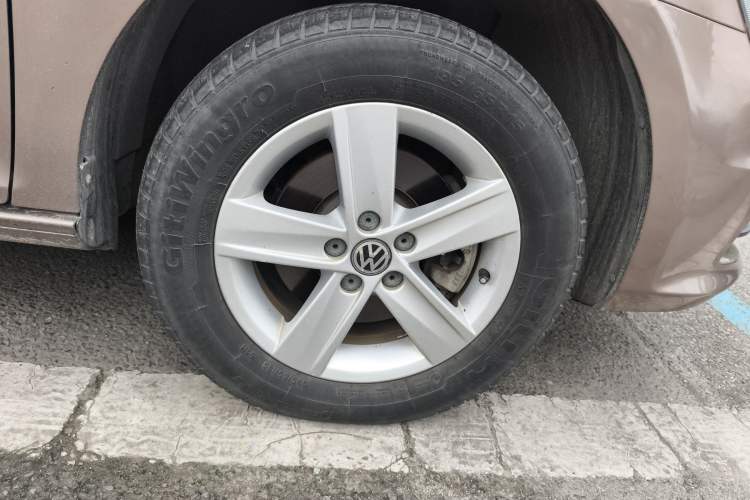 Used Volkswagen Bora 2014 1.6L Manual Fashion Edition