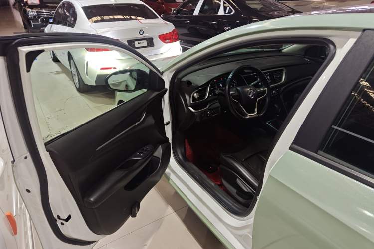 Used Buick GT 2019 18T Automatic Connected Elite Model China VI Standard
