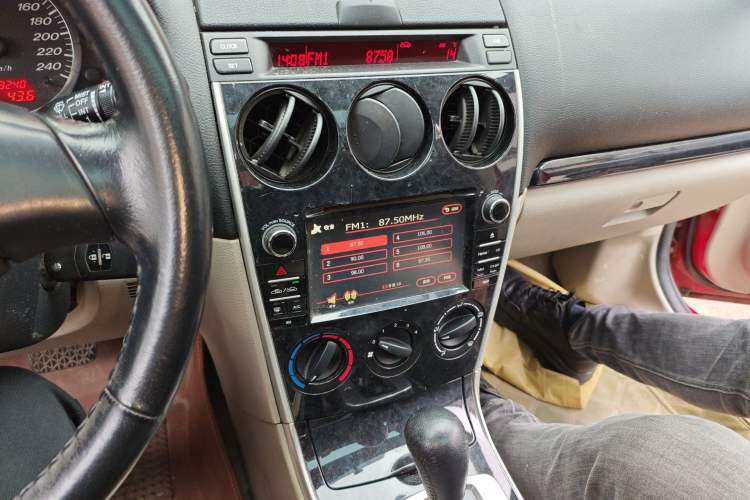 Used Mazda 6 2011 2.0L Automatic Fashion Edition Audio And AC Panel