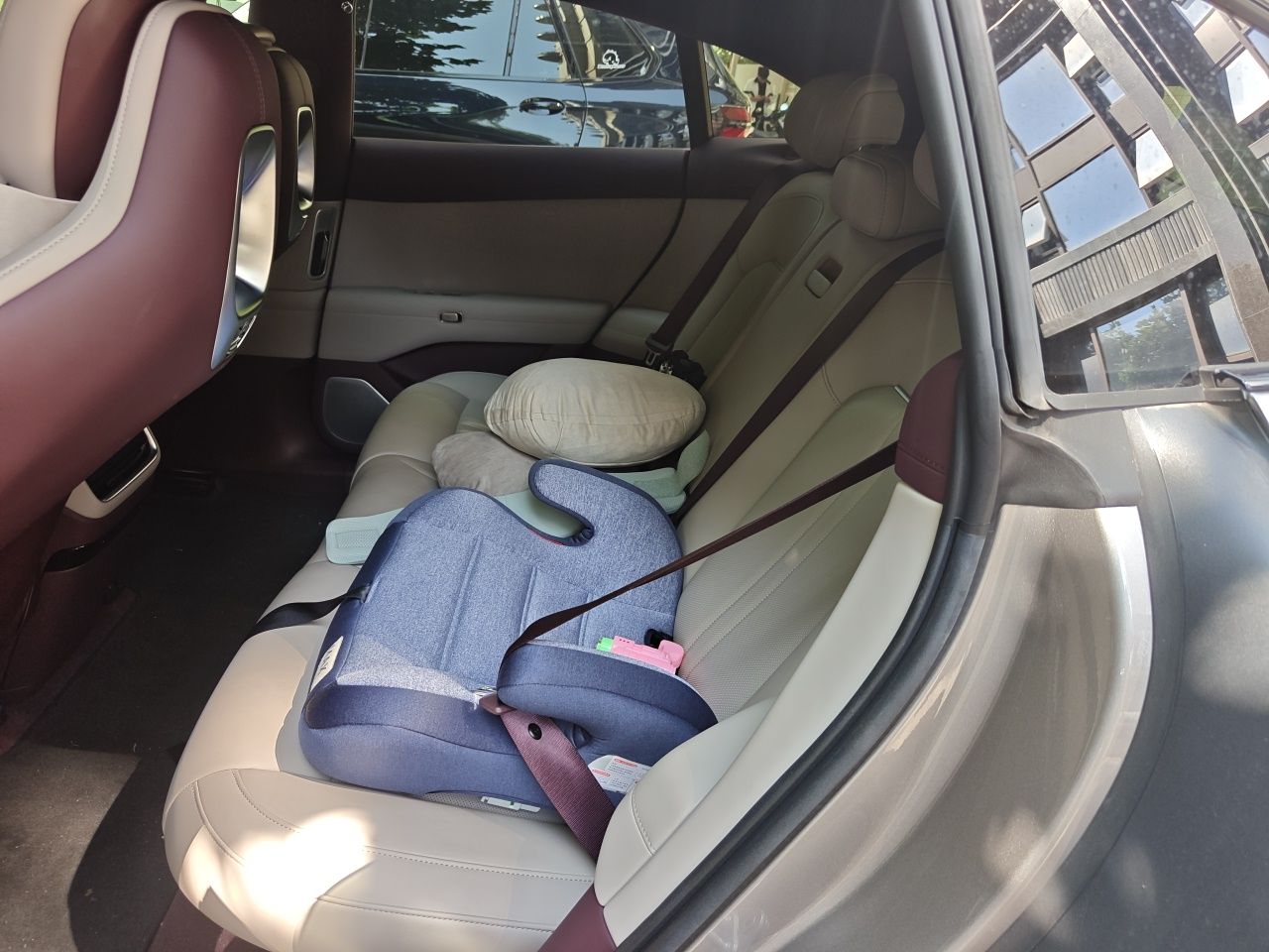 Xiaomi Auto YU7 2025 Ultra-Long Range Rear-Wheel Drive Version — снимка 17