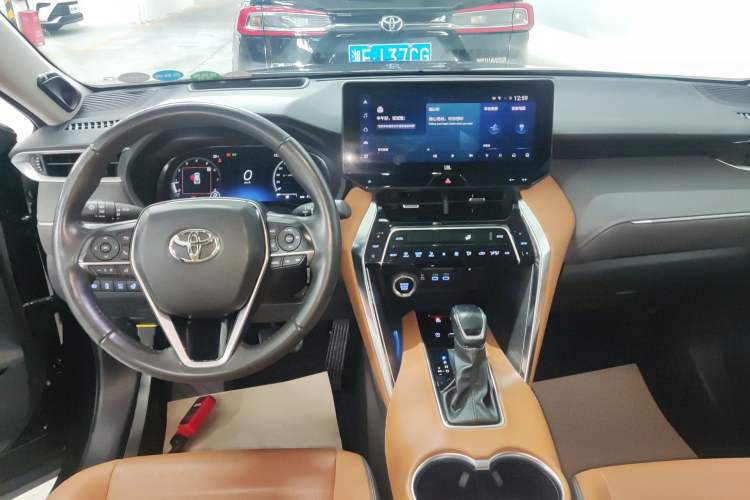 Used Toyota Venza 2022 2.0L CVT Four-Wheel Drive Supreme Edition Audio And AC Panel