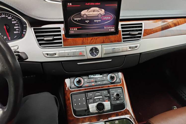 Used Audi A8 2011 A8L 3.0 TFSI quattro Prestige Edition (245kW) Audio And AC Panel