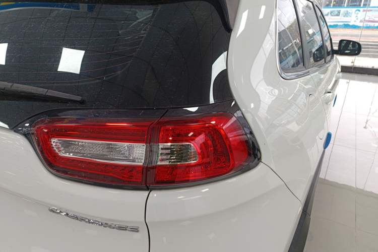 Used Jeep Cherokee 2016 2.4L Leading Edition