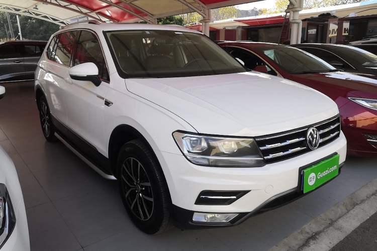 Used Volkswagen Tiguan L 2017 330TSI Automatic Two-Wheel Drive Luxury Edition