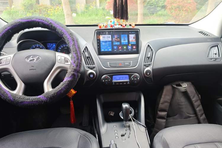 Used Hyundai ix35 2015 2.0L Automatic 2WD Smart Type China IV Audio And AC Panel