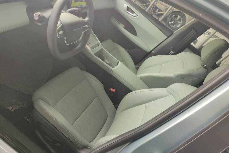 Used Roewe D6 2025 520km Luxury Edition
