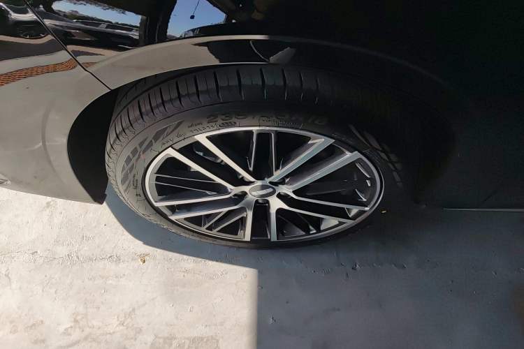 Used Geely Auto Emgrand 2026 Model 5th Generation 1.5T DCT Flagship Edition