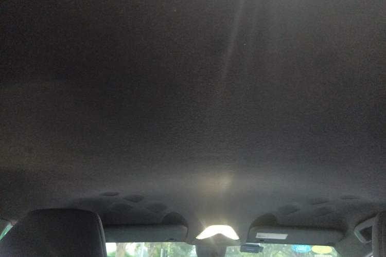 Used Toyota C-HR 2018 2.0L Luxury Edition China VI Standard