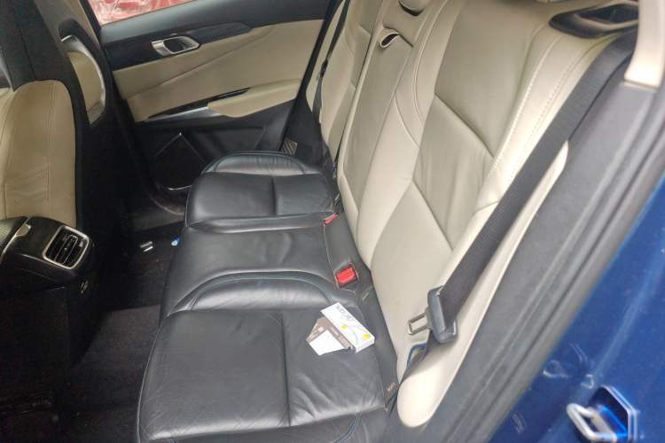 Used Lynk & Co 01 2017 2.0T Two-Wheel Drive Zhaopu Version
