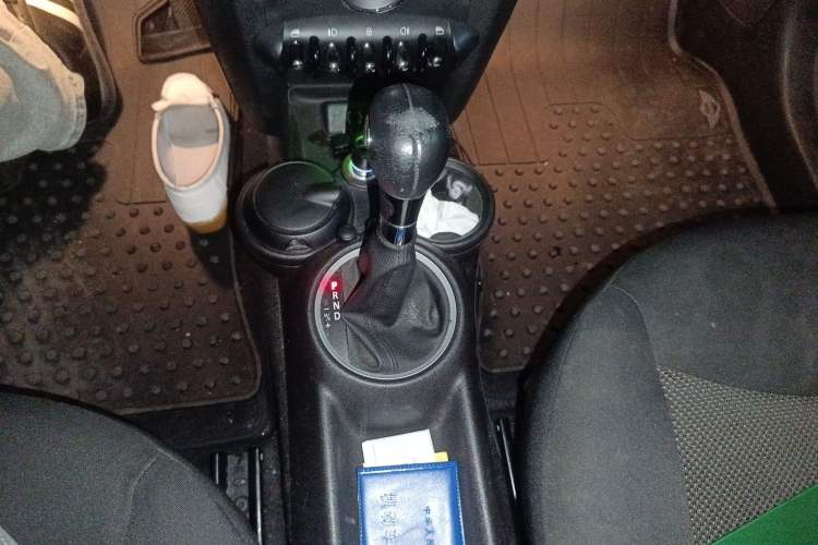 Used MINI 2012 1.6L ONE Baker Street Gear Lever