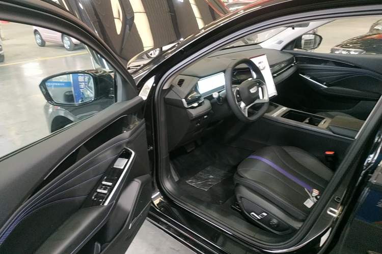 Used Geely Auto Preface L 2024 Zhiqing 1.5TD Galaxy Edition